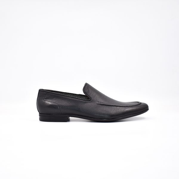 Le Santé | 2341 Black Slip-on Shoes | Metro Menlyn